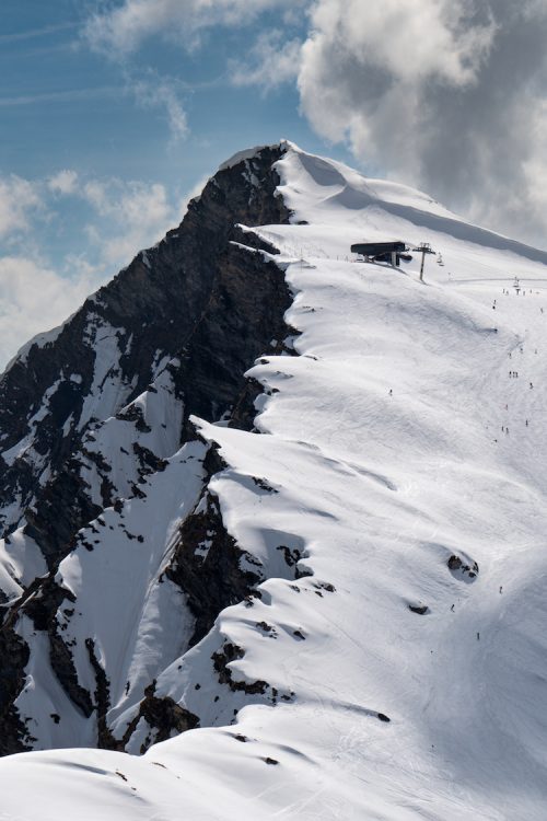 Windlips and cliffs at the top of Fornet, Avoriaz 750 Up-Stix